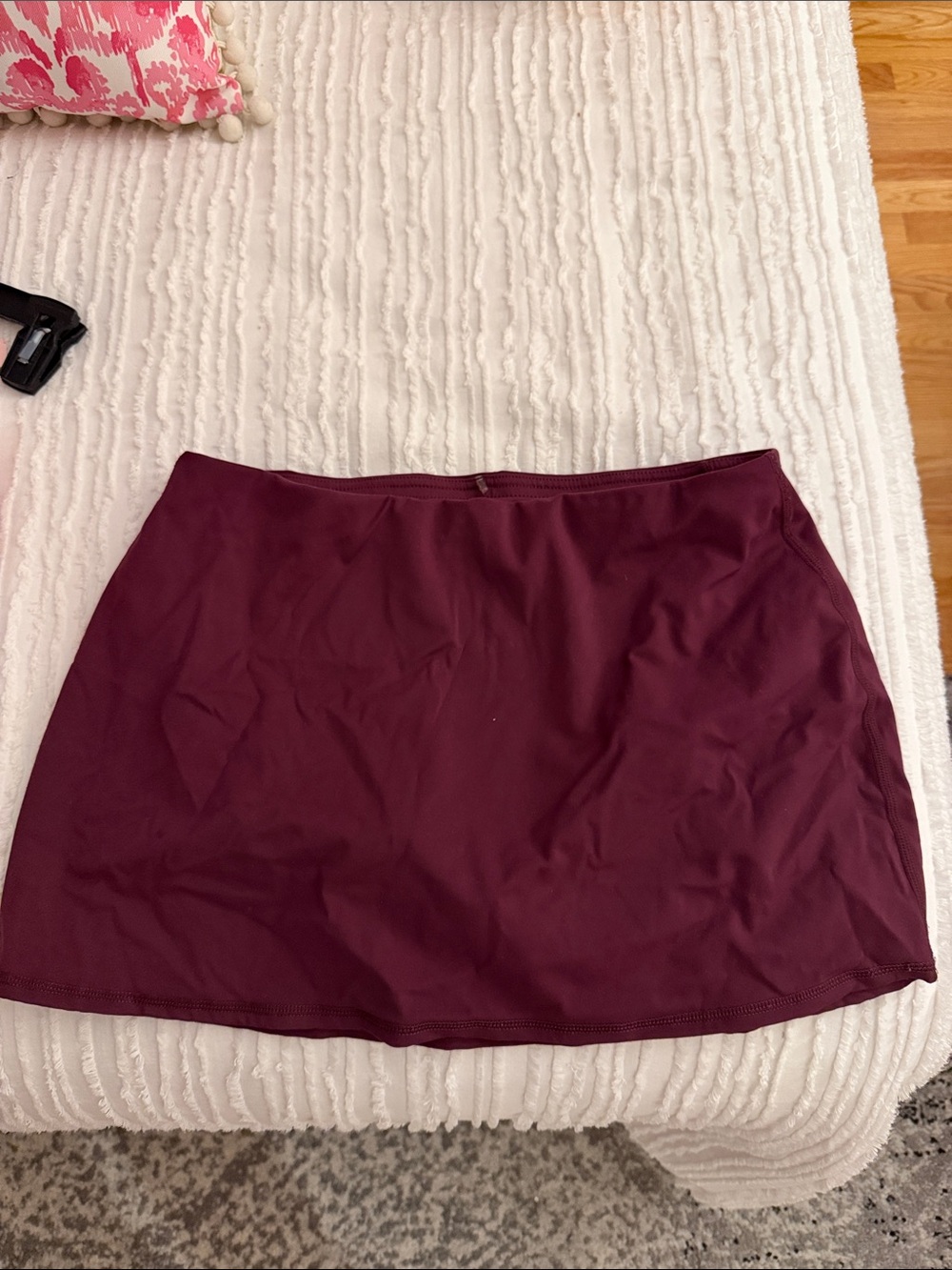 Stretch Skort in Deep Wine